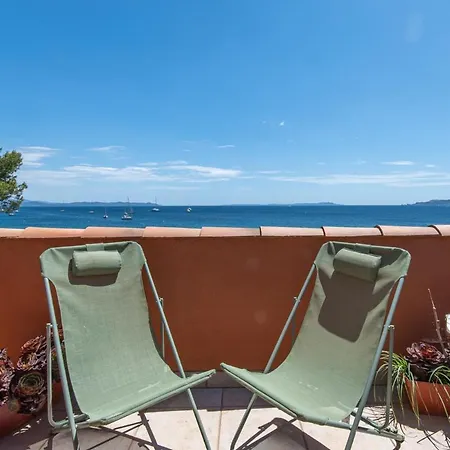 Apartment Les Pieds Dans L Eau
